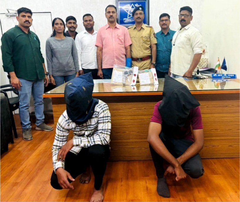 बदला घेण्यासाठी गावटी पिस्टल बाळगणाऱ्यास 2 आरोपिना गुन्हे शाखा युनिट तीन कडून अटक.